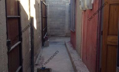 EN VENTA AMPLIA CASA ESQUINA VILLA PORTAL DEL INCA,