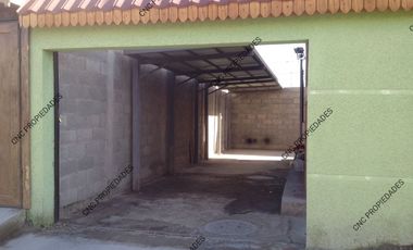 EN VENTA AMPLIA CASA ESQUINA VILLA PORTAL DEL INCA,