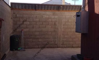 EN VENTA AMPLIA CASA ESQUINA VILLA PORTAL DEL INCA,