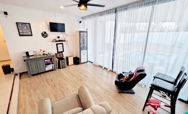 Casa en venta en Privada en Conkal Yucatán con recamara en planta baja