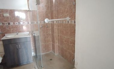 VENTA CASA 2 PLANTAS 3 DORMITORIOS 2.1/2 BAÑOS SAMANES 6 (CUADRA CERRADA)