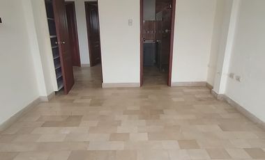 VENTA CASA 2 PLANTAS 3 DORMITORIOS 2.1/2 BAÑOS SAMANES 6 (CUADRA CERRADA)