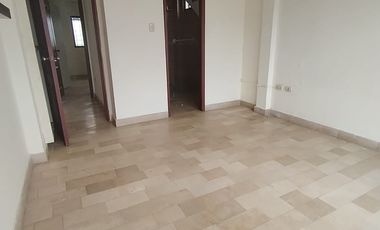 VENTA CASA 2 PLANTAS 3 DORMITORIOS 2.1/2 BAÑOS SAMANES 6 (CUADRA CERRADA)
