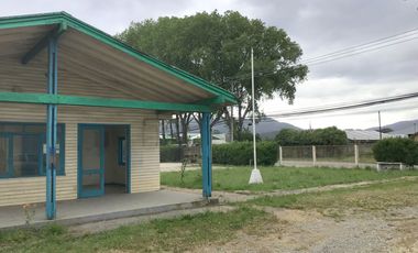 Se arrienda gran oficina con estacionamiento en Collico