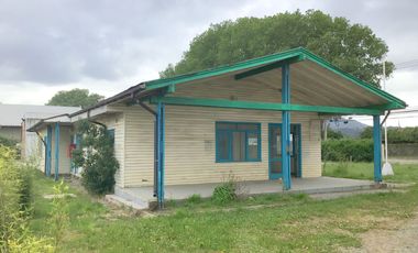 Se arrienda gran oficina con estacionamiento en Collico