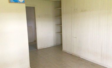 Se arrienda gran oficina con estacionamiento en Collico