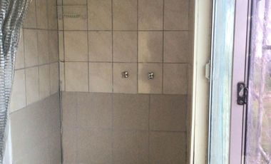 Se arrienda gran oficina con estacionamiento en Collico