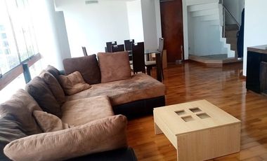 Venta de departamento bien iluminado en Surco.