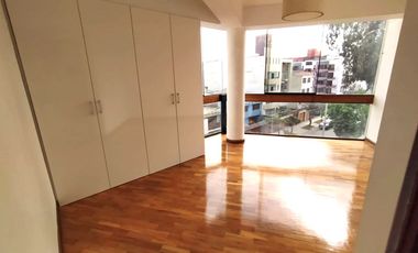 Venta de departamento bien iluminado en Surco.