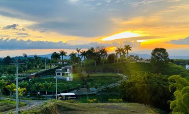 OPORTUNIDAD ÚNICA: LOTE PREMIUM EN CONDINA CON LICENCIA DE CONSTRUCCIÓN APROBADA