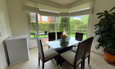 HERMOSA CASA DE VENTA EN EXCELENTE UBICACIÓN DE CUMBAYÁ!! SAN PATRICIO!!