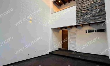 CASA SOLA EN EL POBLADO DE AHUATEPEC