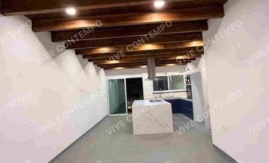 CASA SOLA EN EL POBLADO DE AHUATEPEC