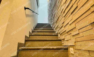 CASA SOLA EN EL POBLADO DE AHUATEPEC