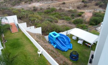 RENTA DEPARTAMENTO AMUEBLADO EN MILENIO III