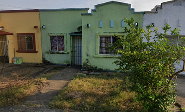 CASA EN CD OLMECA A 15 MINUTOS DE PUERTO ESMERALDA (REMATE ADJUDICADO)