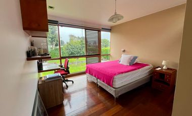 EXCLUSIVA Y LUJOSA CASA EN PASO CHICO CON TODAS LAS COMODIDADES
