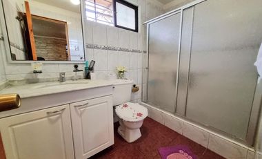 Linda casa 3 dormit, 2bañ, 2 estac, 2 bod.147mt2 Av México  Pte Alto