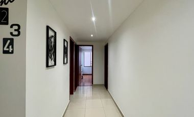 Extraordinario apartamento en la circunvalar con 121 m2 y vista a los arboles. Parque Arboleda. Pereira - Colombia.