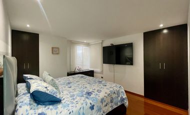 Extraordinario apartamento en la circunvalar con 121 m2 y vista a los arboles. Parque Arboleda. Pereira - Colombia.