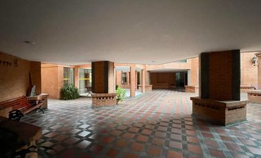 Extraordinario apartamento en la circunvalar con 121 m2 y vista a los arboles. Parque Arboleda. Pereira - Colombia.