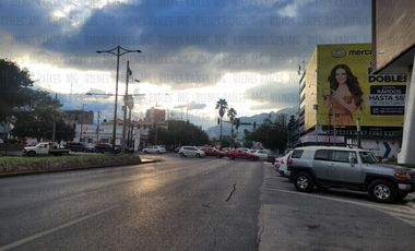 Tu nuevo hogar en el corazón de Monterrey — Departamento en Torre República con ALBERCA, muy bien ubicado en el centro y con vistas espectaculares