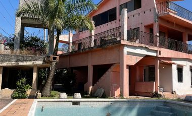 Casa con buenos cimientos y gran potencial