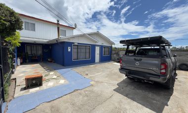 Casa 2 Pisos 5 Dirmitorios 2 Baños Parque Lantaño Chillán