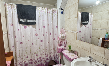 Casa 2 Pisos 5 Dirmitorios 2 Baños Parque Lantaño Chillán