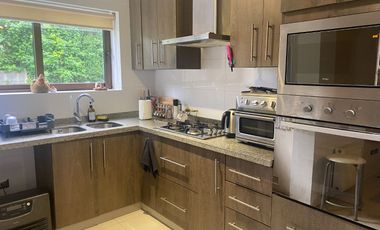 Se vende casa en condominio en Isla Teja