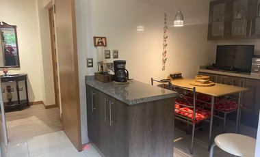 Se vende casa en condominio en Isla Teja