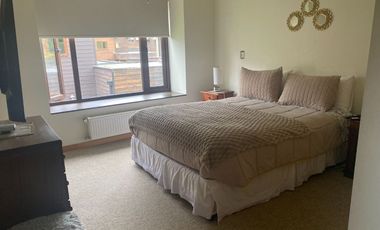 Se vende casa en condominio en Isla Teja