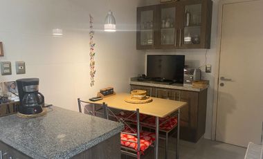 Se vende casa en condominio en Isla Teja