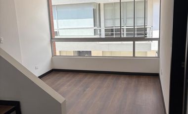 Se Renta Casa de 4 Habitaciones dentro de Conjunto en Tumbaco