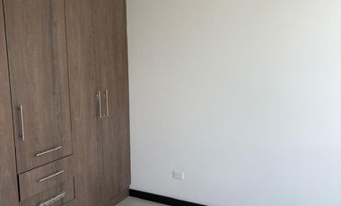 Se Renta Casa de 4 Habitaciones dentro de Conjunto en Tumbaco