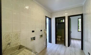 Majestuosa casa campestre en Malabar con 5 Alcobas, piscina y 4442 m2 de terreno. Cerritos. Pereira - Colombia.