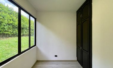 Majestuosa casa campestre en Malabar con 5 Alcobas, piscina y 4442 m2 de terreno. Cerritos. Pereira - Colombia.