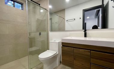 Majestuosa casa campestre en Malabar con 5 Alcobas, piscina y 4442 m2 de terreno. Cerritos. Pereira - Colombia.