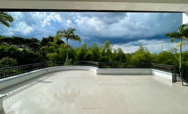 Majestuosa casa campestre en Malabar con 5 Alcobas, piscina y 4442 m2 de terreno. Cerritos. Pereira - Colombia.