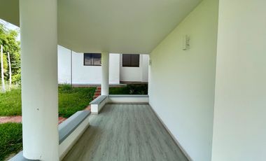 Majestuosa casa campestre en Malabar con 5 Alcobas, piscina y 4442 m2 de terreno. Cerritos. Pereira - Colombia.