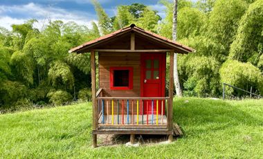 Majestuosa casa campestre en Malabar con 5 Alcobas, piscina y 4442 m2 de terreno. Cerritos. Pereira - Colombia.
