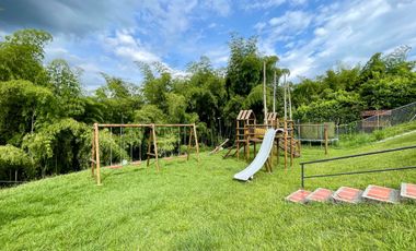 Majestuosa casa campestre en Malabar con 5 Alcobas, piscina y 4442 m2 de terreno. Cerritos. Pereira - Colombia.