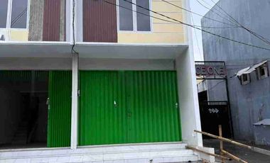 Disewakan ruko baru siap pakai di Jln.Keadilan Raya,Rangkapan Jaya-Depok