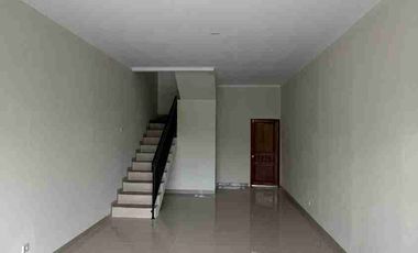 Disewakan ruko baru siap pakai di Jln.Keadilan Raya,Rangkapan Jaya-Depok