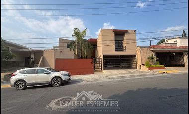 Casa en Venta Contry 7mo Sector Sector Guadalupe NL