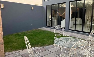 Casa moderna, amplia, con mucho luz,  en conjunto cerrado LOMAS ANGELÓPOLIS