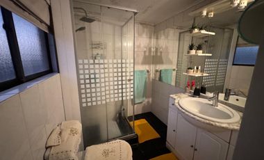 Se arrienda cómoda y luminosa casa grande, para uso habitacional y comercial en pleno centro de la ciudad de Talca