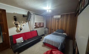 Se arrienda cómoda y luminosa casa grande, para uso habitacional y comercial en pleno centro de la ciudad de Talca