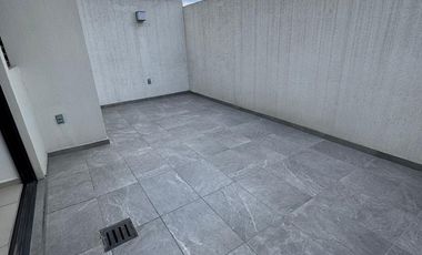 RENTA DE CASA NUEVA MODELO VASARI AUREA TOLUCA