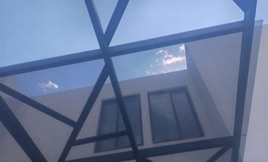 RENTA DE CASA NUEVA MODELO VASARI AUREA TOLUCA